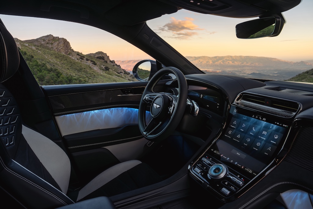 Banebrydende visioner fra Crewe: Den nye Bentley Torcal.
(Foto: Bentley Media)